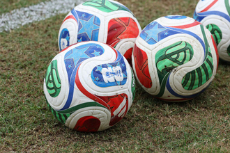 変化しやすい公式球＝ミドルシュートが有効に？―Ｗ杯サッカー