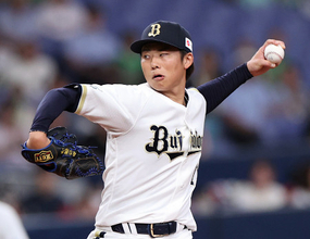 オリックス先発の曽谷　プロ野球