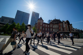 ７月失業率、２．４％に低下＝３カ月ぶり改善、求人は横ばい