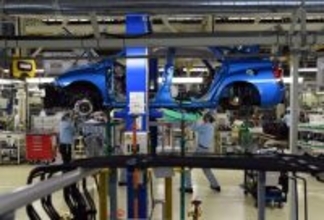 トヨタ、技能職の人事制度見直し＝２７年４月以降、業務に応じ給与変動