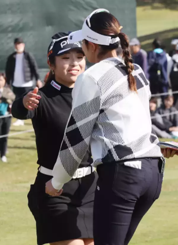 佐久間と原　女子ゴルフ