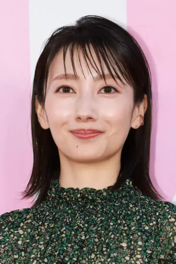 波瑠さん、高杉真宙さん結婚