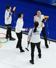 喜ぶ日本　五輪