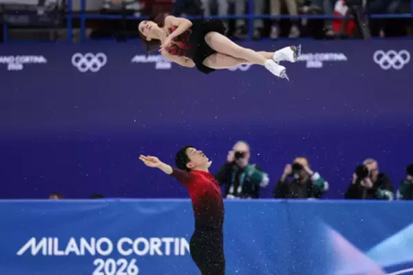 衝撃のツイストリフト＝三浦と木原、相性抜群―フィギュアスケート〔ミラノ・コルティナ五輪〕