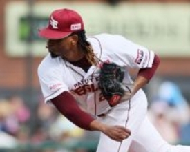 力投するウレーニャ　プロ野球