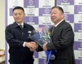 常盤山親方と湊川親方　大相撲