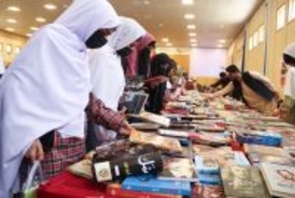 本に親しみ感じてね