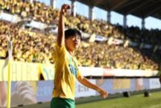 喜ぶ姫野　Ｊリーグ