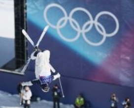 決勝１回目の藤木日　五輪