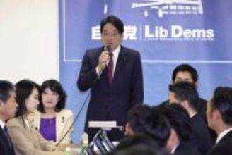 「年収の壁」引き上げ議論＝ガソリン減税の財源確保も―２６年度改正へ自民税調