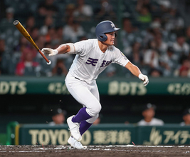 大塚の２点適時打　高校野球