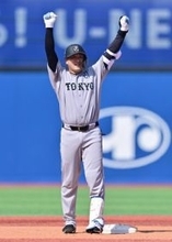 喜ぶ岸田　プロ野球