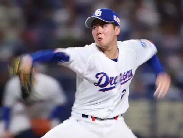 金丸の力投　プロ野球