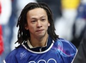 引き揚げる平野歩　五輪