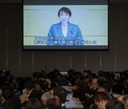 高市首相「決断へ議論進める」