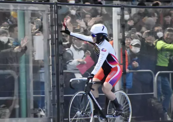 佐藤が２年ぶりＶ