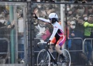 佐藤が２年ぶりＶ