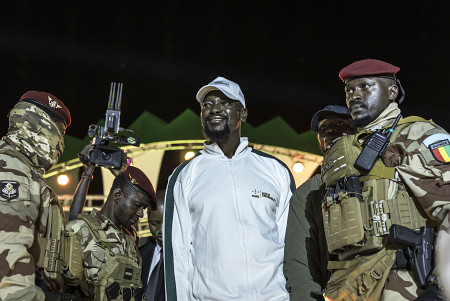 軍事政権指導者が当確