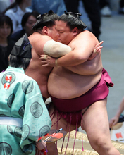 支度部屋・大相撲名古屋場所