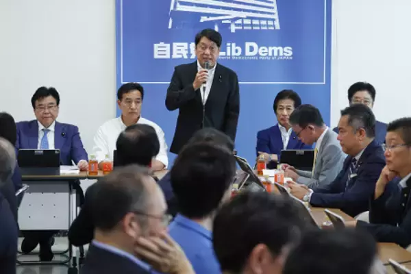 消費減税、自民賛否割れる