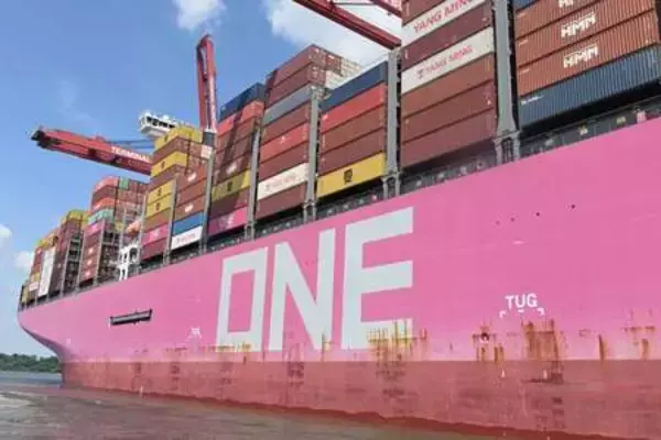 中東緊迫化で海上輸送停滞＝原油調達に懸念、自動車減産も