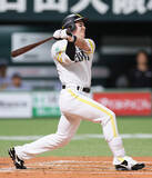 「止まらない栗原、連続アーチ＝一発攻勢で貯金１０―プロ野球・ソフトバンク」の画像1