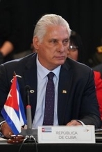 キューバ大統領「指図受けない」