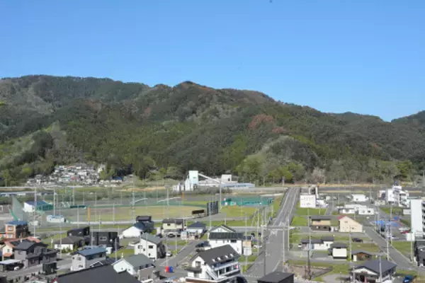 山林火災、鎮圧を宣言