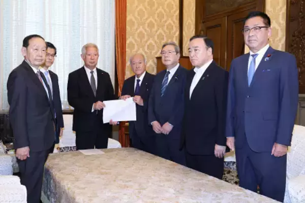 国会、２５日まで延長