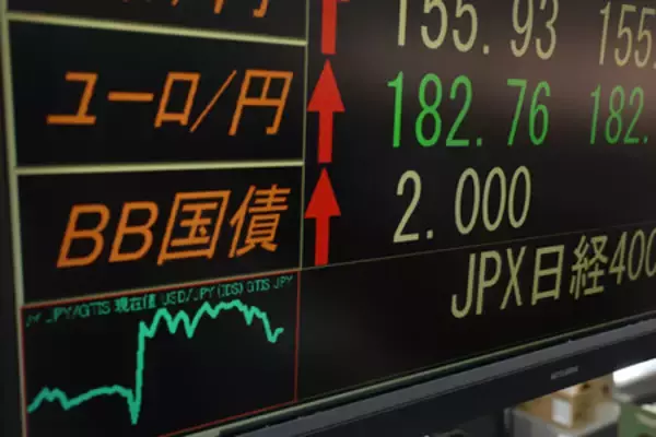 長期金利、２．０２０％に上昇＝２６年４カ月ぶり高水準―利上げ継続観測や財政悪化懸念