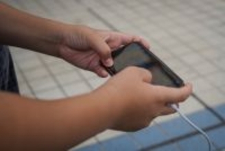 子どものネット利用で作業部会＝ＳＮＳ規制、必要性を議論―こども家庭庁