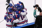 「喜ぶ米国の選手　五輪」の画像1