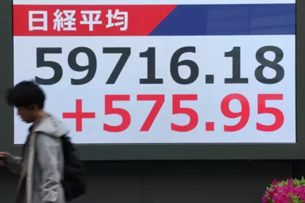 東京株、史上最高値を更新＝ハイテク株に買い継続