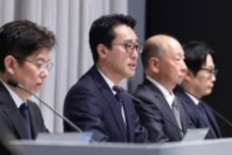 プルデンシャル、第三者委設置