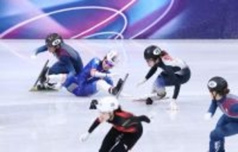 滑走する渡辺　五輪