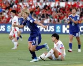喜ぶ浜野　サッカー女子アジア杯