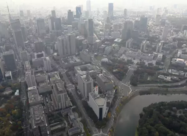 公務員月給、３．５１％増＝ボーナス含め５年連続プラス―人事院勧告