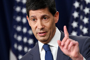 米ＦＲＢ議長、利上げ排除せず＝「インフレ高過ぎる」