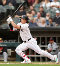 村上が先制打＝鈴木２安打、岡本１安打―米大リーグ