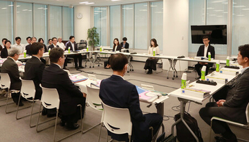 最低賃金、１１７６円に＝目安「５５円」、前年割れも高水準―厚労省審議会