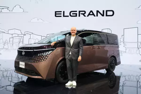 日産、新型「エルグランド」公開＝２６年夏発売、ハイブリッド車に