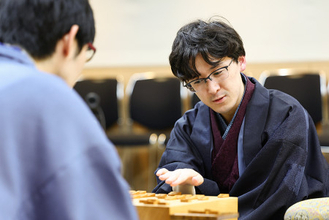 伊藤匠二冠が叡王戦３連覇