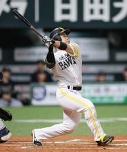 近藤の先制２ラン　プロ野球