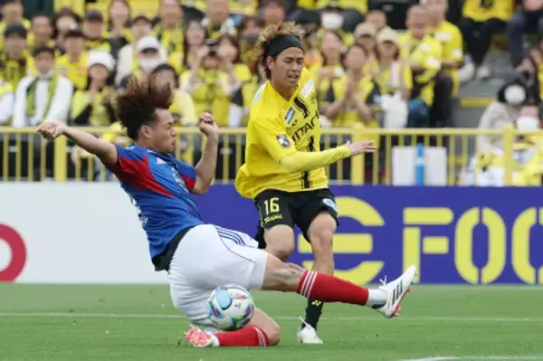 攻め込む汰木　Ｊリーグ