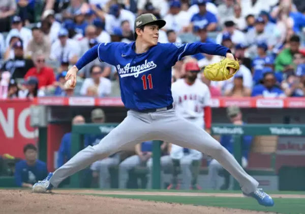 佐々木が今季２勝目　大リーグ