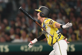 伏見の同点打　プロ野球