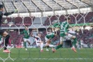 苦しい展開、好機逃さず＝鹿島、王座奪還へあと１勝―Ｊリーグ