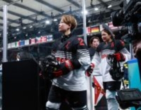 スマイルジャパン、早い終戦＝最終戦、強敵に完敗―アイスホッケー〔ミラノ・コルティナ五輪〕