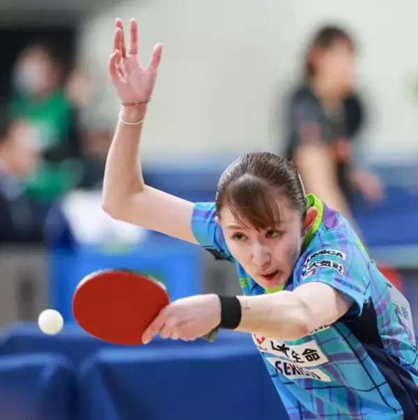 早田ひな、初戦突破