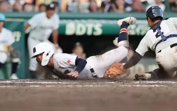 意地見せた日本文理＝高校野球